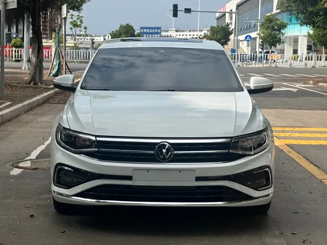 Volkswagen Bora — Фото автомобиля 2