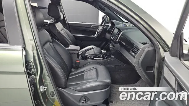 KG_Mobility_Ssangyong Rexton Новый Rexton Sport Khan Дизель 2.2 4WD — Фото автомобиля 12