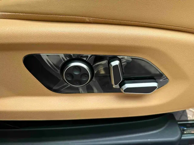 Aito M5 — Фото автомобиля 9