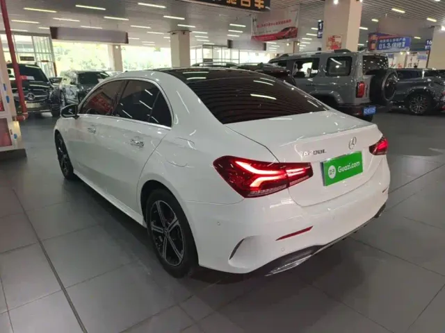 Mercedes-Benz A-Class — Фото автомобиля 4