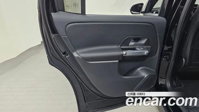 Mercedes-Benz GLB-Class GLB-класс X247 — Фото автомобиля 25