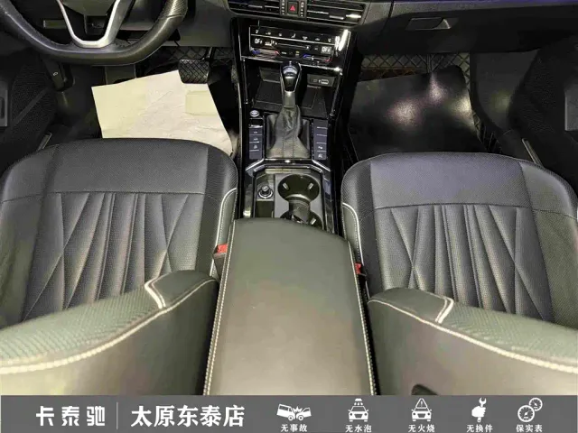 Volkswagen Passat — Фото автомобиля 20