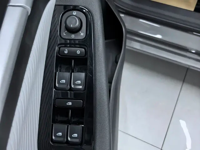 Geely Emgrand — Фото автомобиля 11