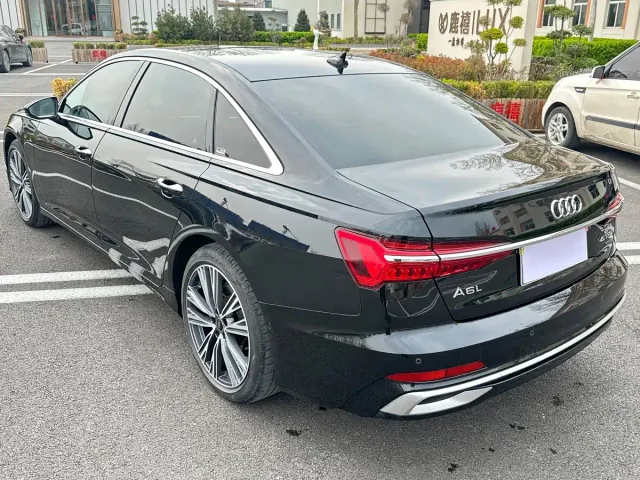 Audi A6L — Фото автомобиля 4