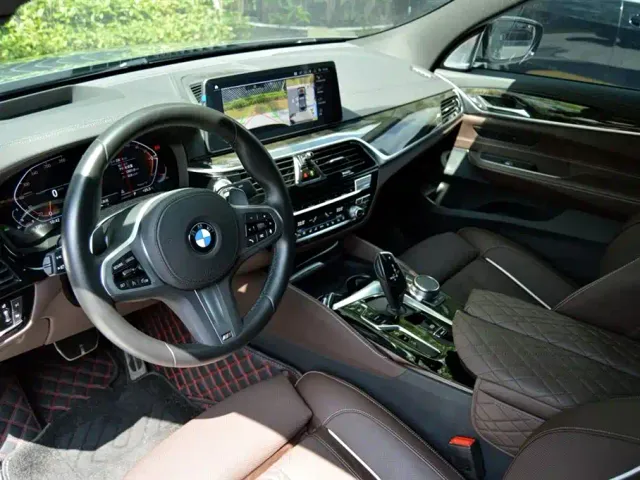 BMW 6 Series Gran Turismo — Фото автомобиля 9