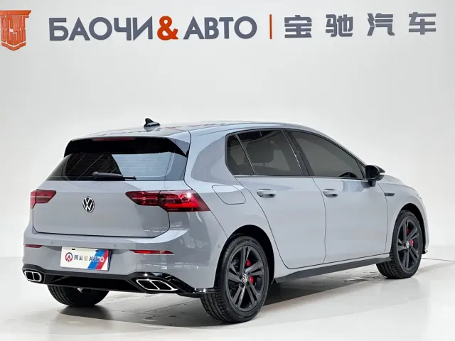 Volkswagen Golf — Фото автомобиля 5