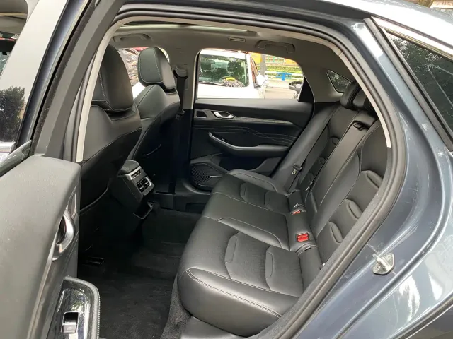 Geely Xingrui — Фото автомобиля 10