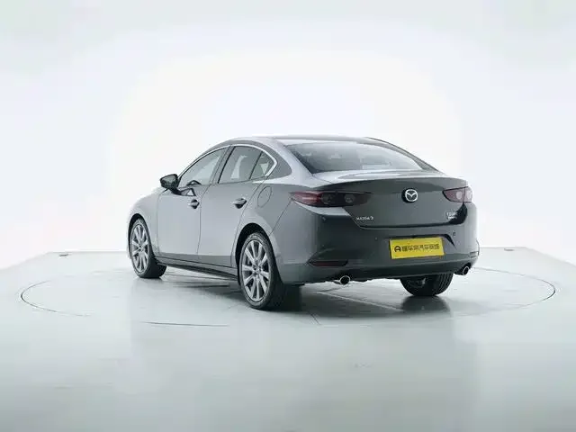 Mazda Mazda3 Axela 2023 2.0L Auto Zhiya — Фото автомобиля 4