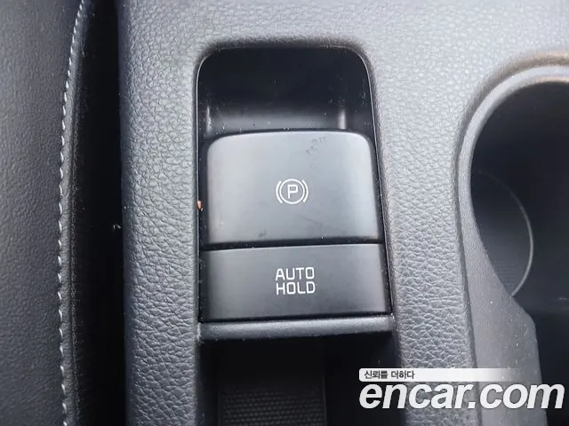 Kia Seltos — Фото автомобиля 16