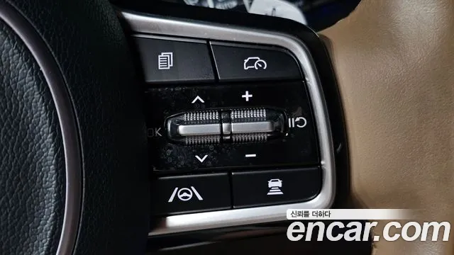 Kia Sorento Новый Sorento 4 поколение Бензин 2.5T 2WD — Фото автомобиля 14
