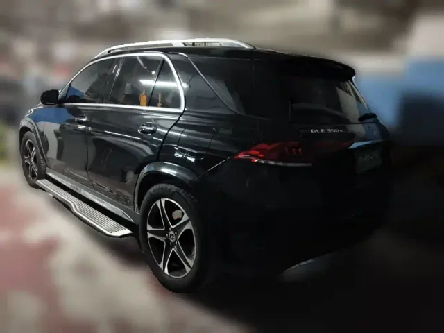 Mercedes-Benz GLE-Class — Фото автомобиля 4