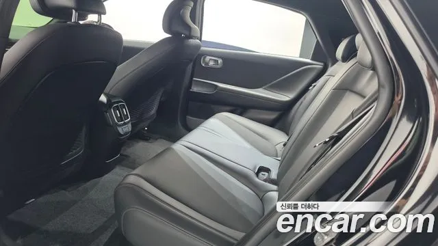Hyundai Ioniq 6 — Фото автомобиля 25