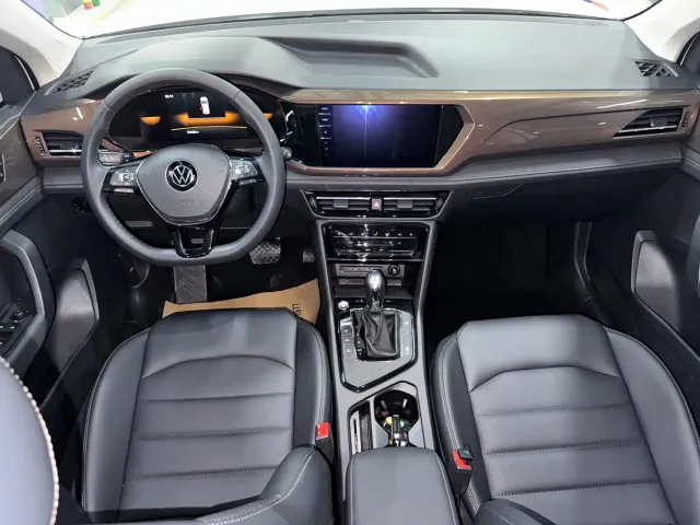 Volkswagen Tharu — Фото автомобиля 7