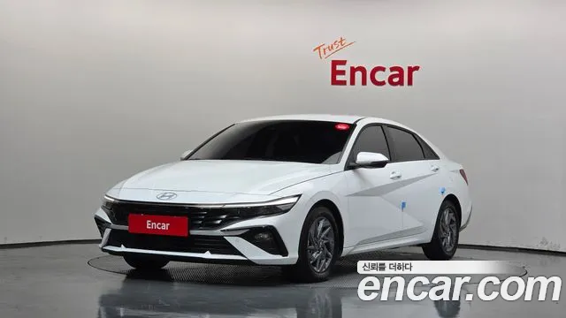 Фотография автомобиля — Hyundai Avante CN7