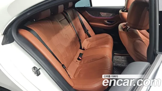 Mercedes-Benz CLS-Class — Фото автомобиля 9
