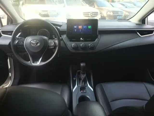 Toyota Corolla — Фото автомобиля 9