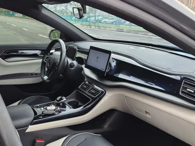 BYD Qin PLUS — Фото автомобиля 16