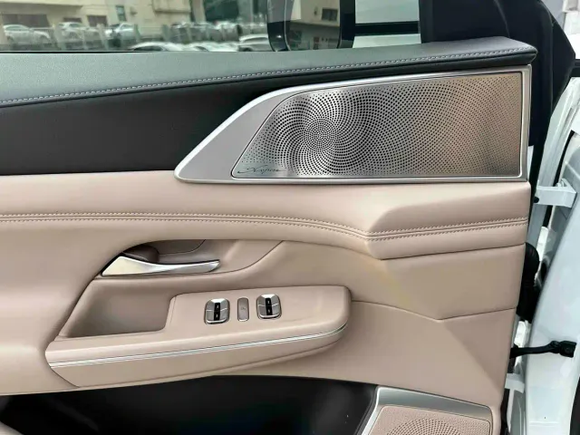 Xpeng G9 — Фото автомобиля 17