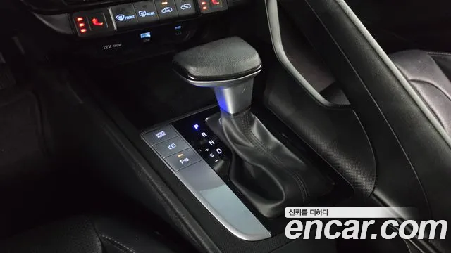 Hyundai Avante — Фото автомобиля 12
