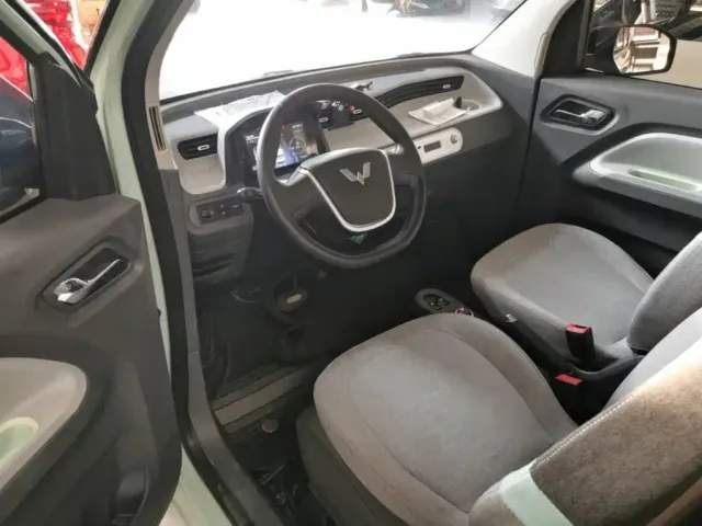Wuling Hongguang Mini EV — Фото автомобиля 14