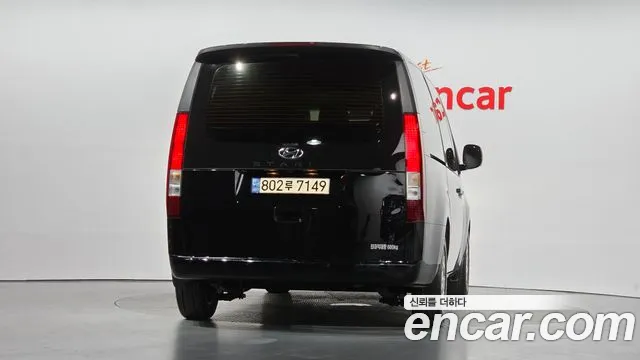 Hyundai Staria — Фото автомобиля 4