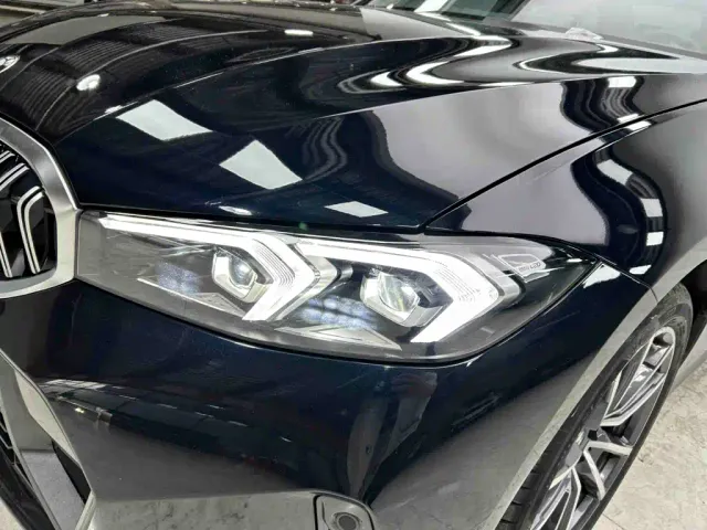 BMW 3 Series — Фото автомобиля 24