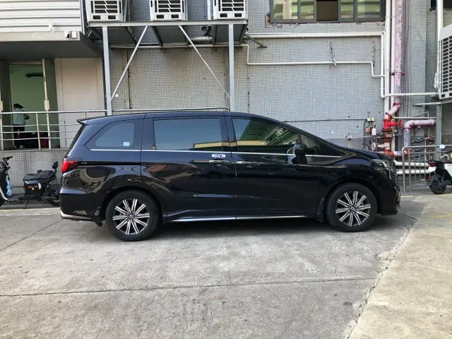 Honda Odyssey — Фото автомобиля 4