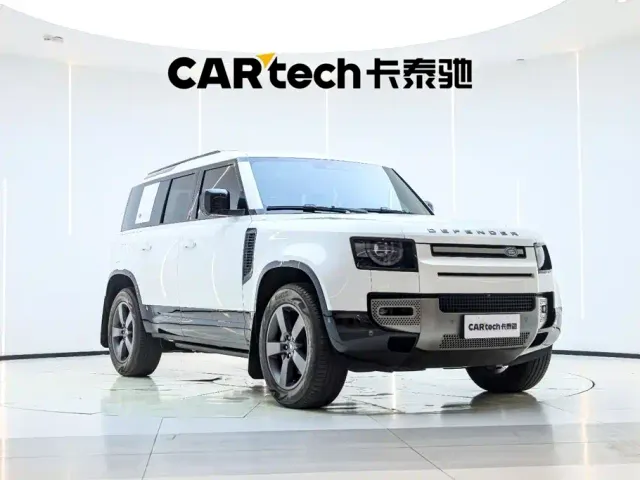 Land Rover Defender — Фото автомобиля 5