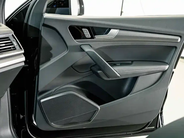 Audi Q5L — Фото автомобиля 16