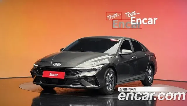 Фотография автомобиля — Hyundai Avante CN7
