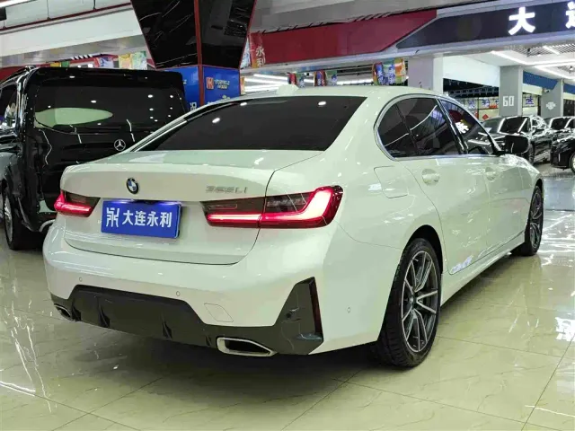 BMW 3 Series — Фото автомобиля 13