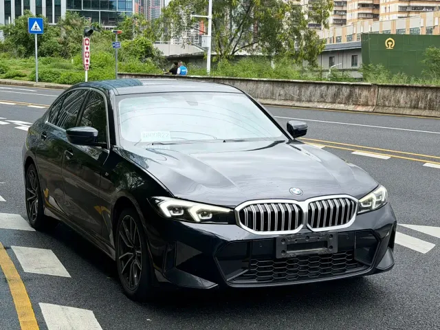 BMW 3 Series — Фото автомобиля 3