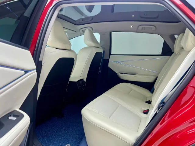 Toyota bZ5 — Фото автомобиля 25