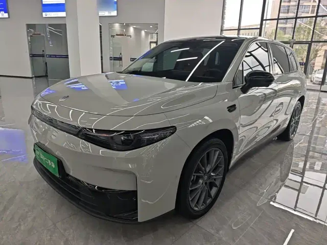 Фотография автомобиля — Leapmotor C10
