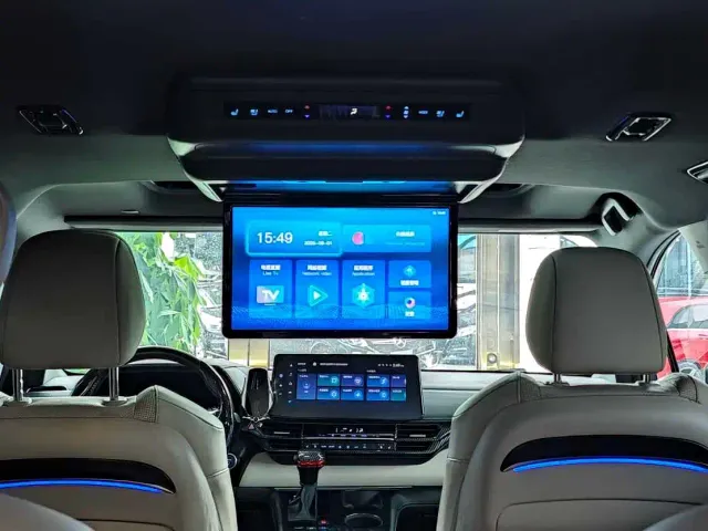 Toyota Sienna — Фото автомобиля 27