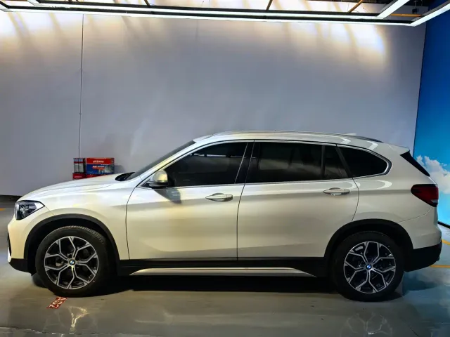BMW X1 — Фото автомобиля 9