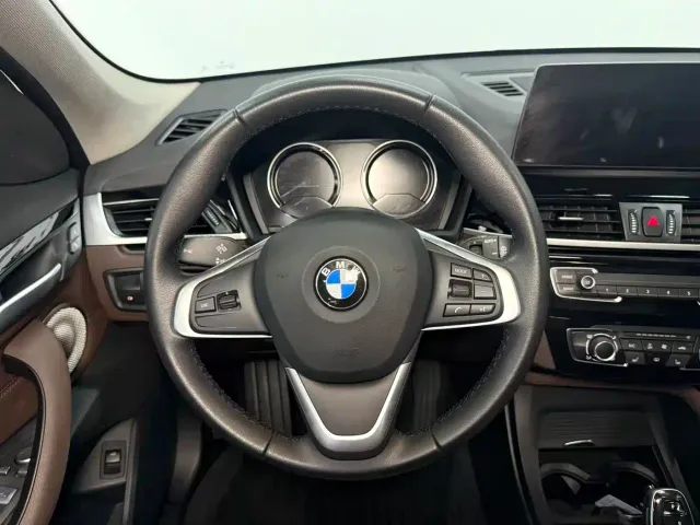 BMW X1 — Фото автомобиля 12