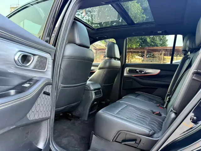 GAC Trumpchi GS8 — Фото автомобиля 6