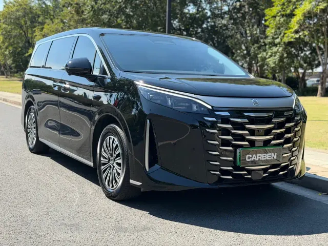 BYD Xia — Фото автомобиля 3