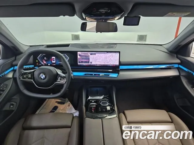 BMW 5-Series — Фото автомобиля 7