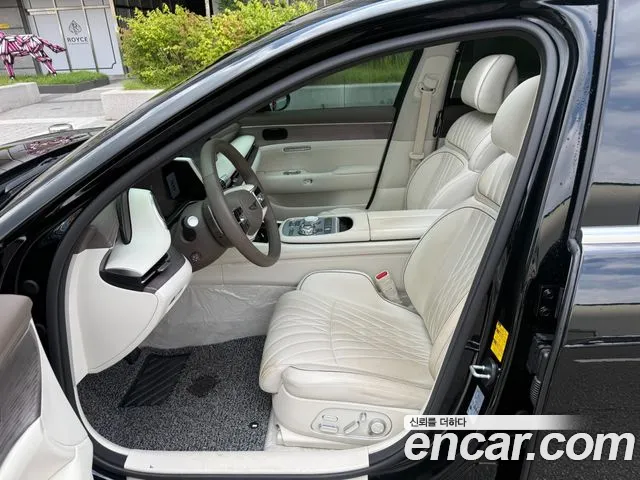 Genesis G90 Бензин 3.5 турбо AWD — Фото автомобиля 10