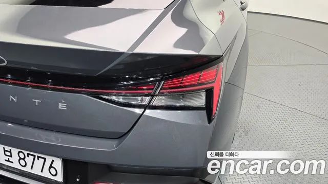 Hyundai Avante CN7 — Фото автомобиля 23
