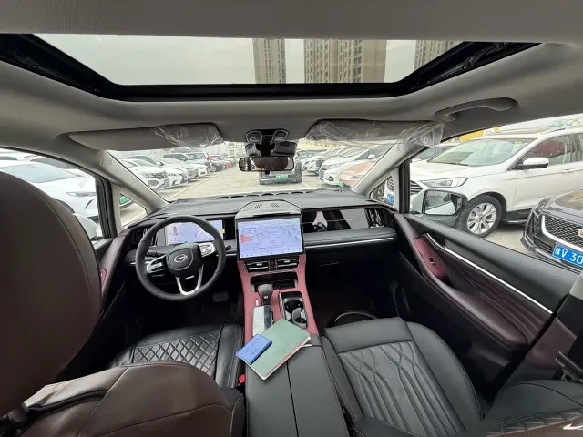 GAC Trumpchi M8 — Фото автомобиля 10