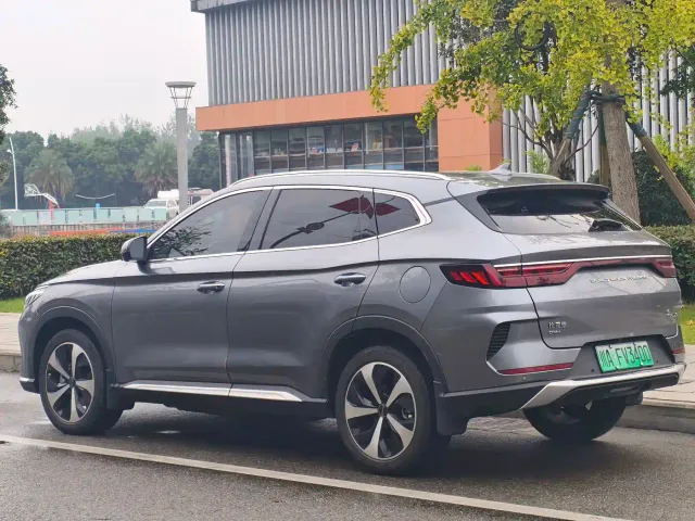 BYD Song PLUS — Фото автомобиля 12