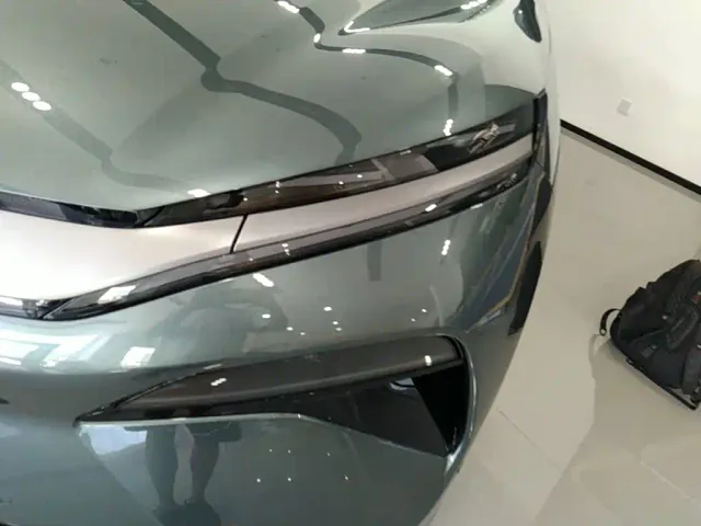 BYD Tang L — Фото автомобиля 23