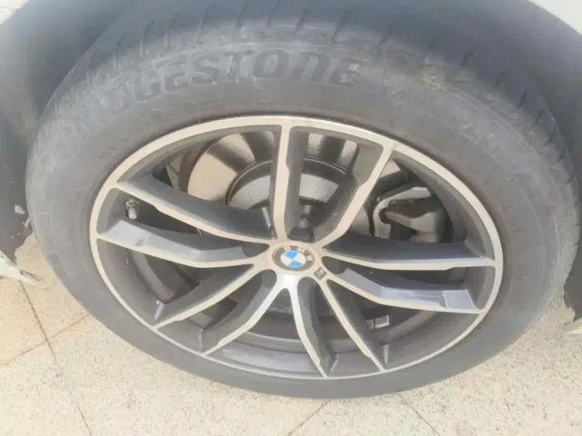 BMW 5 Series — Фото автомобиля 7