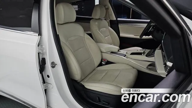 Hyundai Grandeur New — Фото автомобиля 16