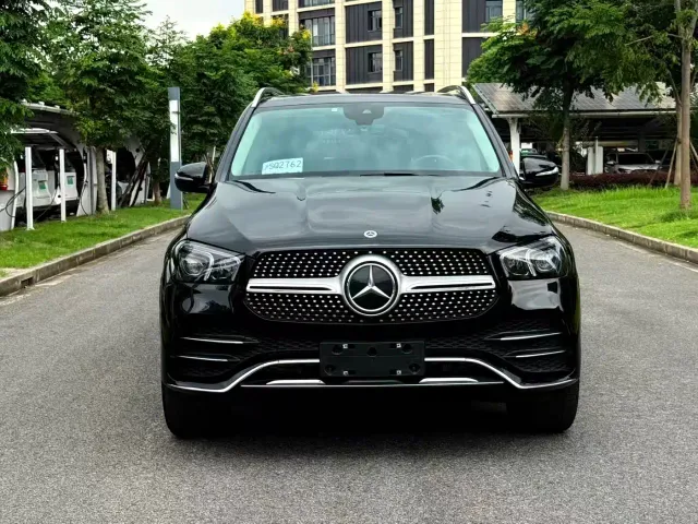 Mercedes-Benz GLE-Class — Фото автомобиля 2