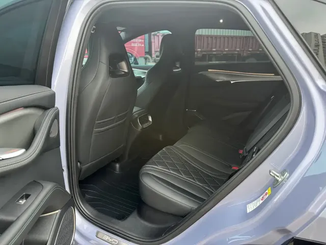 BYD Sealion 07 EV — Фото автомобиля 14