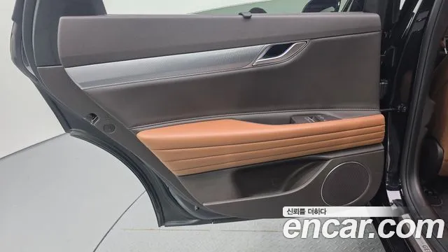 Genesis G80 RG3 — Фото автомобиля 14